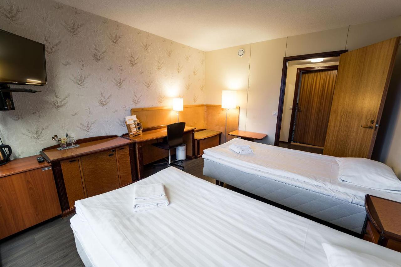 Budget Hotel Raahe Bagian luar foto
