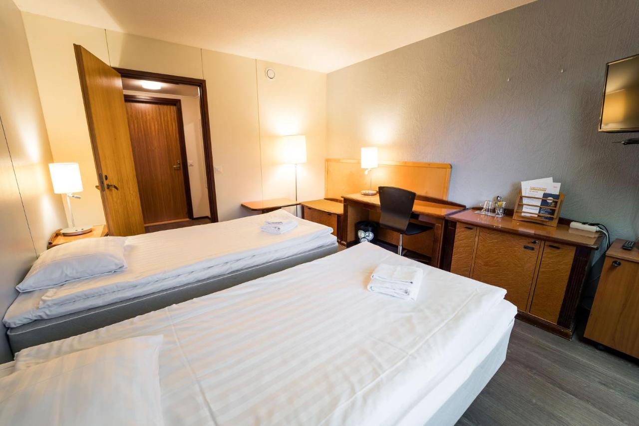Budget Hotel Raahe Bagian luar foto