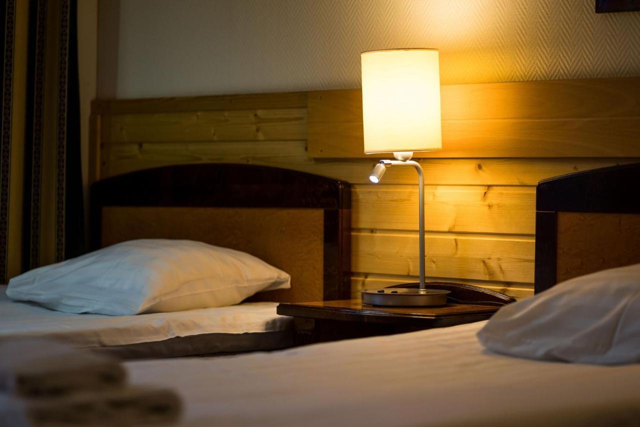Budget Hotel Raahe Bagian luar foto